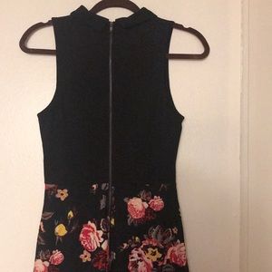 Short sleeve dress, black top.. floral bottom